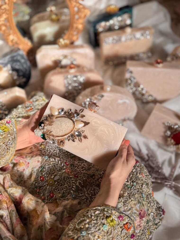 Anaya gold pearl Clutches - Image 4