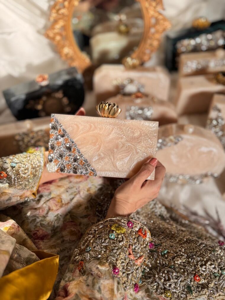Anaya gold pearl Clutches - Image 8