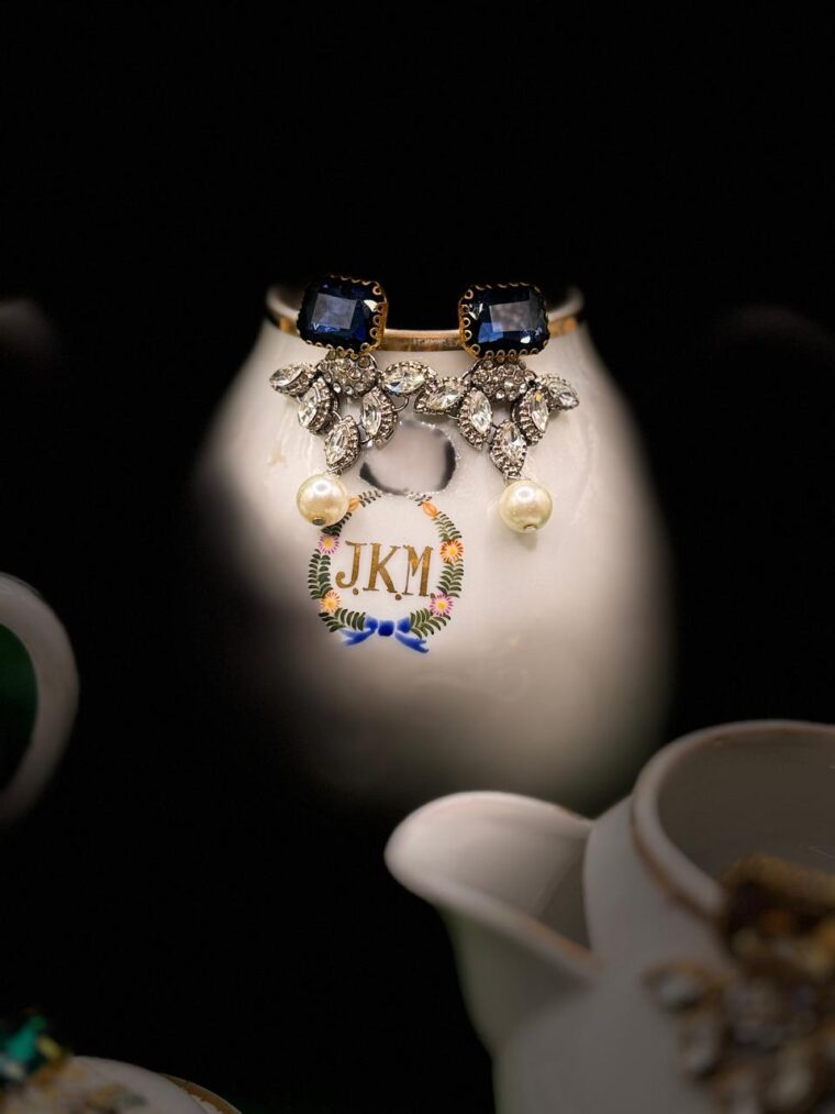 Drop earrings - Image 3