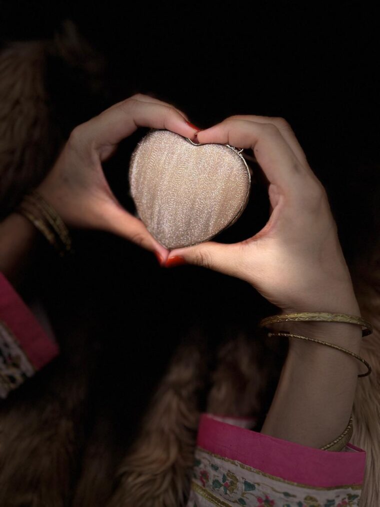 CANDY GLOW heart - Image 5