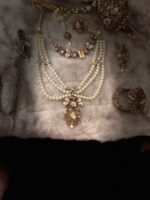 Zever –  Wedding Edition (Gold & Pearls Set) - Image 6
