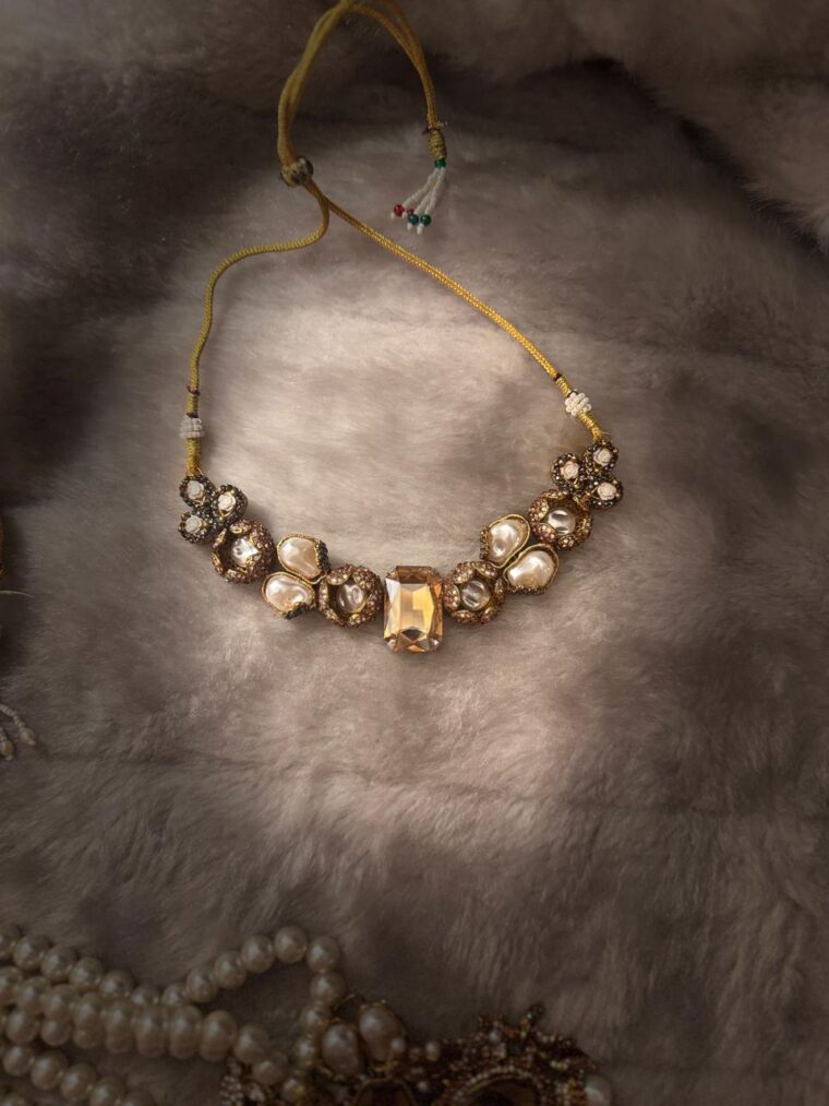 Zever –  Wedding Edition (Gold & Pearls Set) - Image 5