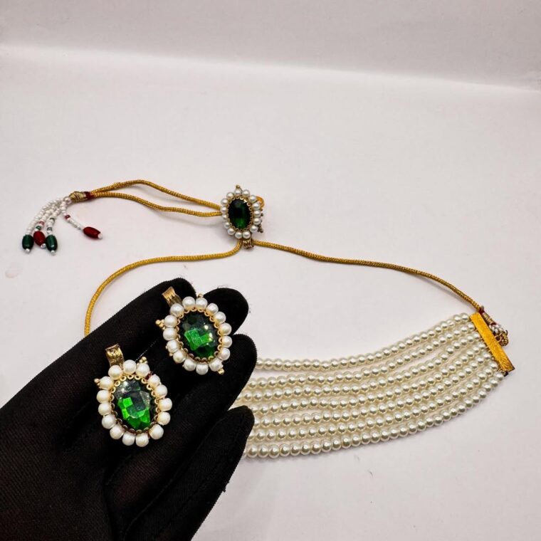 Pearls choker - Image 3