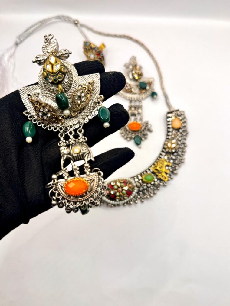 Rang Bahar Necklace Set - Image 2