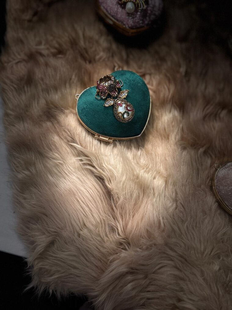 Mini jewel heart 💖 - Image 4