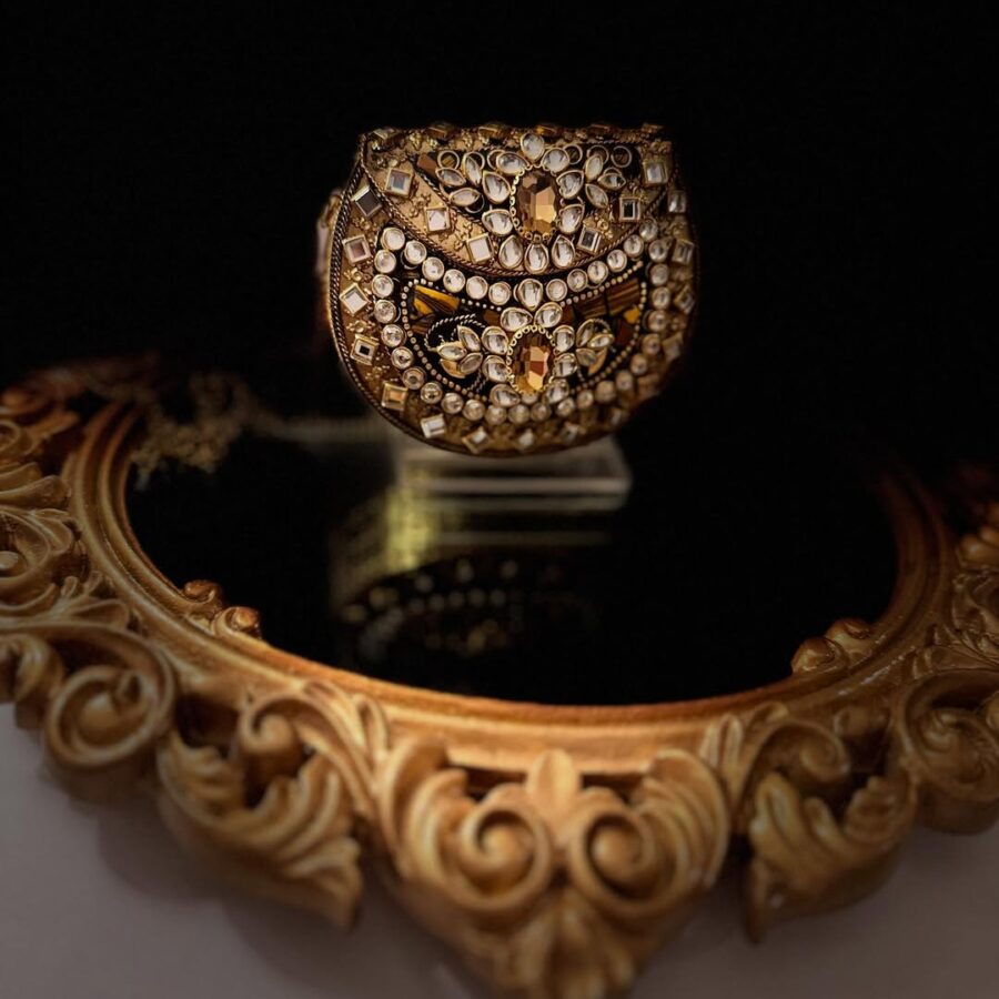 Champagne Kundan Mini