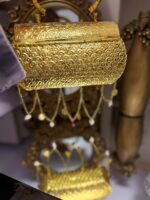 Bridal Gold tussle butterfly clutch - Image 8