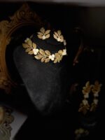 Metal leaves choker - Image 8