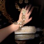 Metal leaves hand piece - Image 3