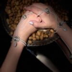 Pearls and Polki hand piece