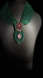 Emerald beads - Image 2