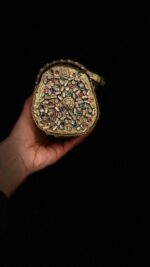 Bridal clutch adorned with Kundan - Image 8