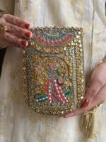 Peela rang clutch