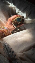 Jewel kite clutch - Image 6